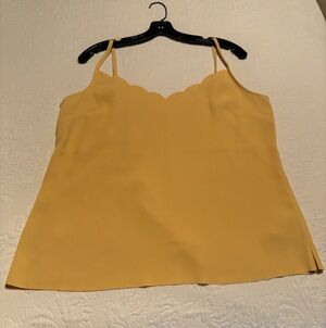 Ted Baker Tank Top 4 yellow scallop edge Crepe, like new